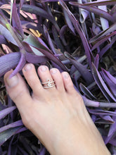 Load image into Gallery viewer, Toes &amp; Bling Toe Ring