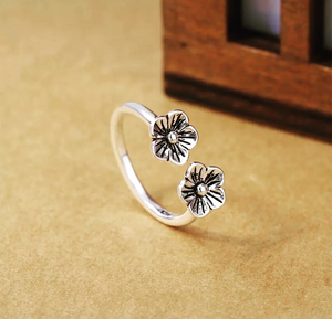 92.5 Silver Flower Ring