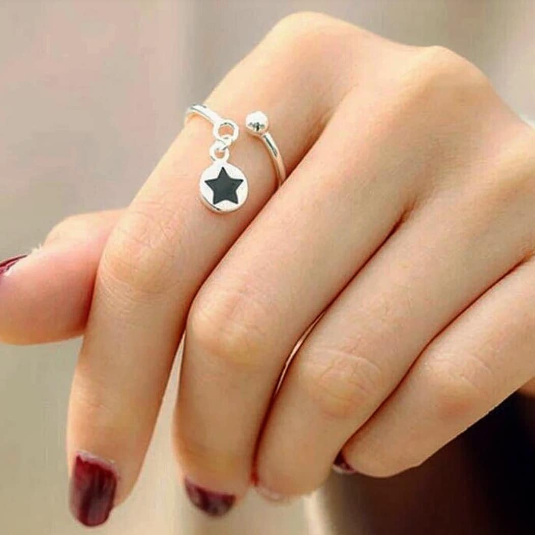 92.5 Silver Dangling Star Ring