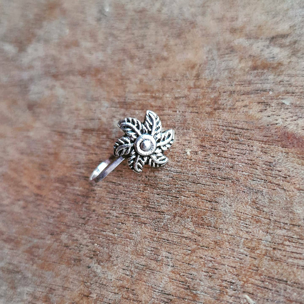 Floret Nose Pin
