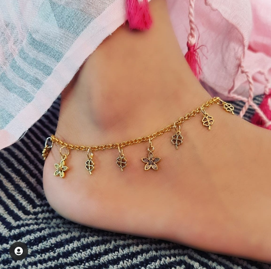 Flower anklet sales